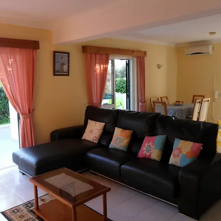 Debimar Apartment *